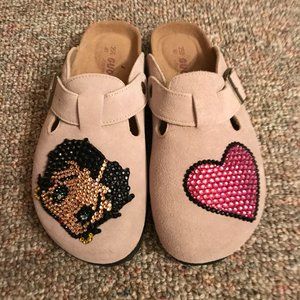 Crystal  suede Guoluofel shoes size 8